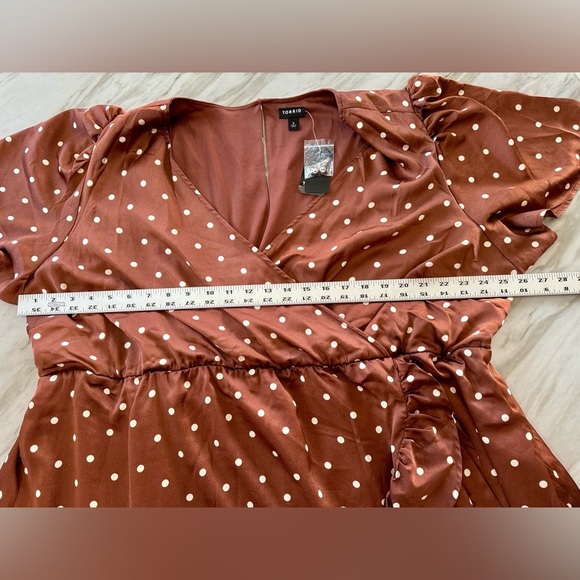 Torrid plus size Mini Bubble Dot Charmeuse Faux Wrap Dress - Picture 9 of 11